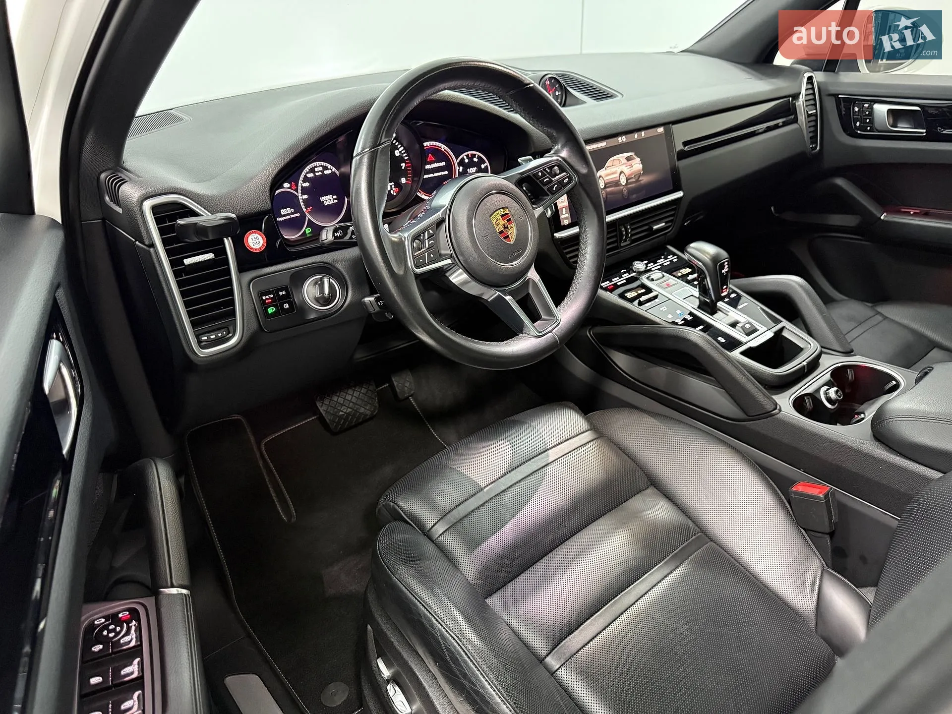 2019 Porsche Cayenne - мініатюра 25