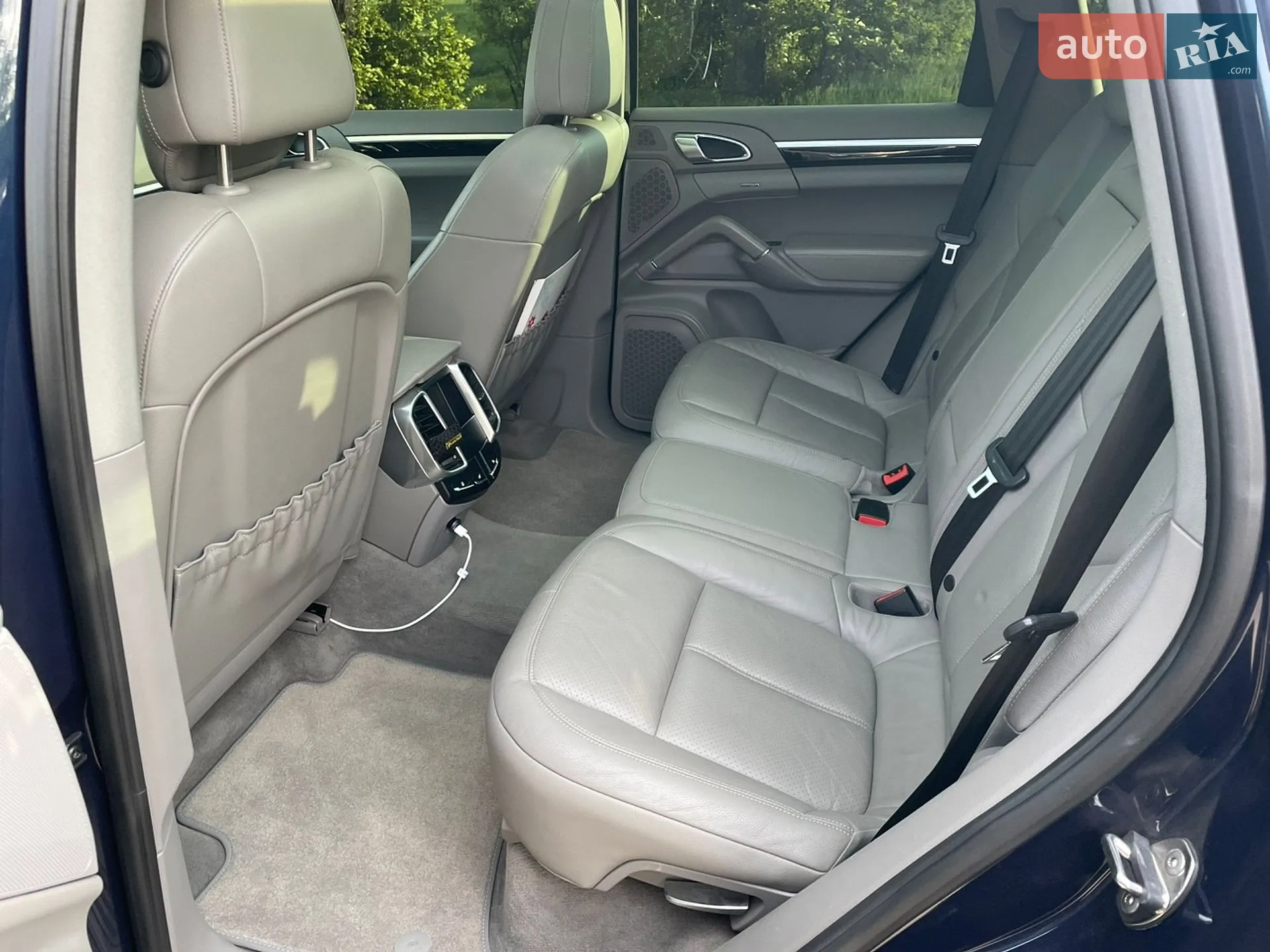 2011 Porsche Cayenne - мініатюра 6