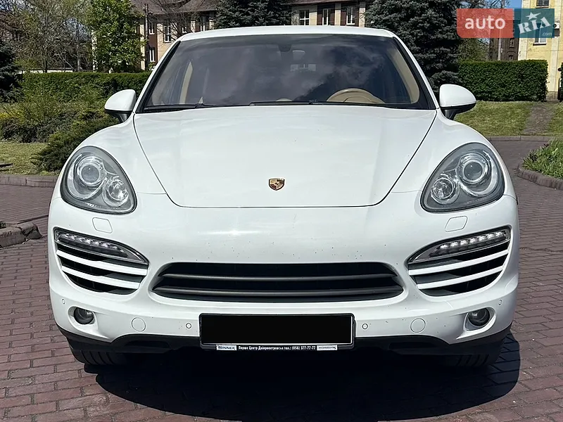 Porsche Cayenne 2012 VIN WP1ZZZ92ZDLA26724 фото оголошення 3 з 77