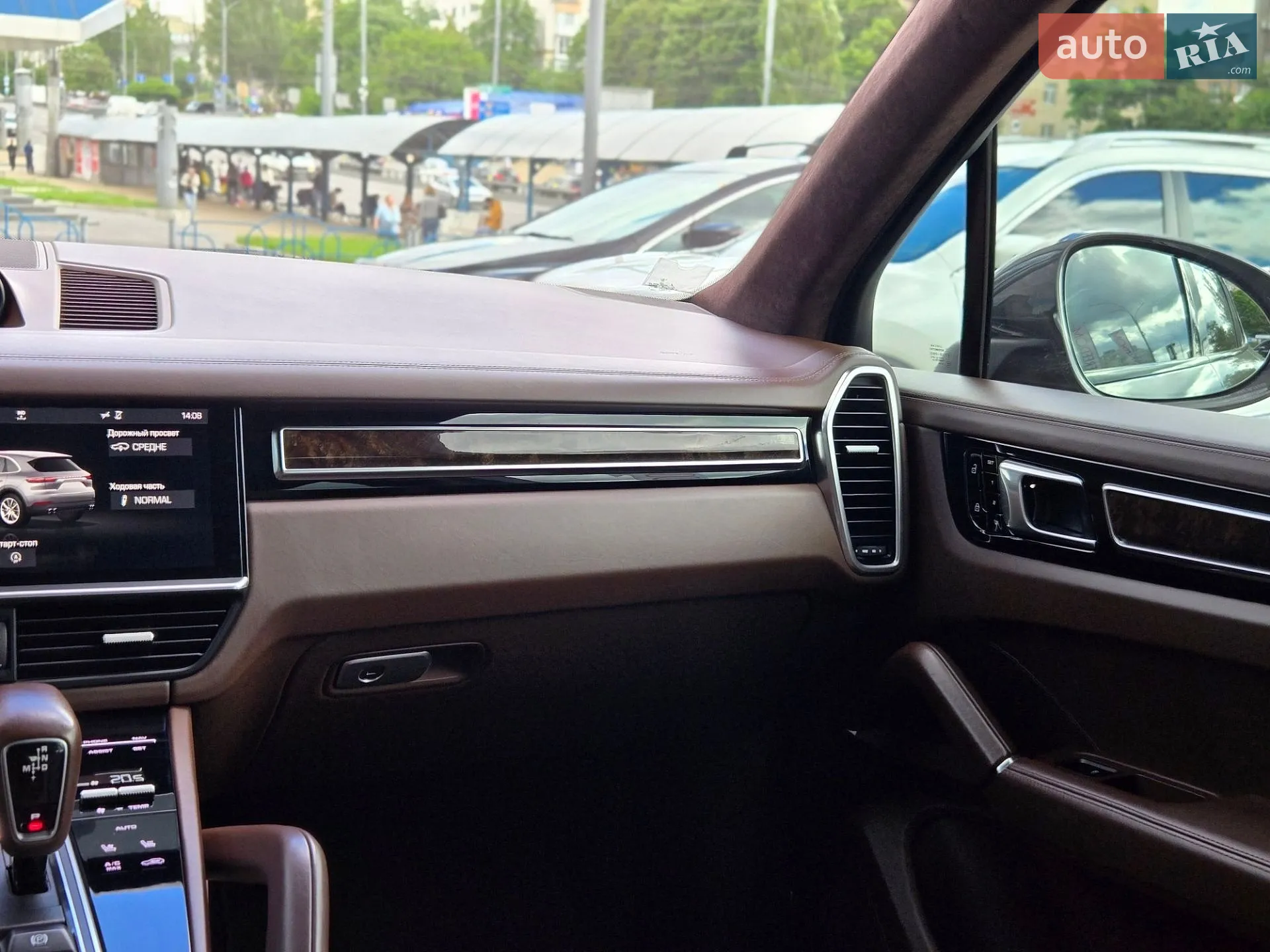 2019 Porsche Cayenne - мініатюра 31