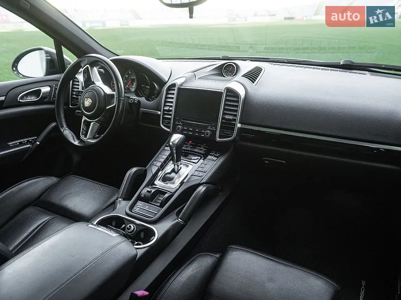 Porsche Cayenne 2016 VIN WP1AB2A25HLA50153 фото оголошення 22 з 97