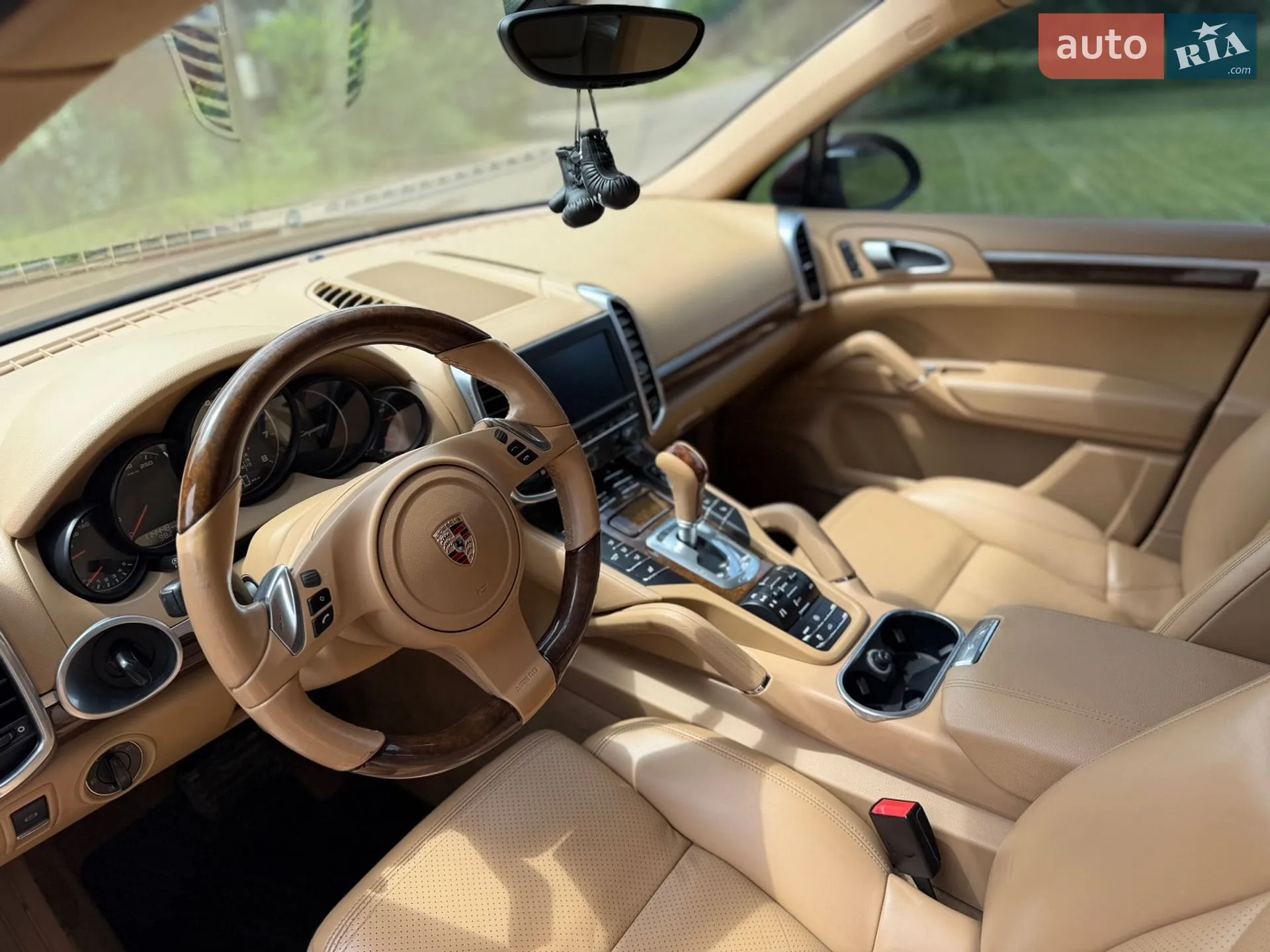 2011 Porsche Cayenne - мініатюра 9