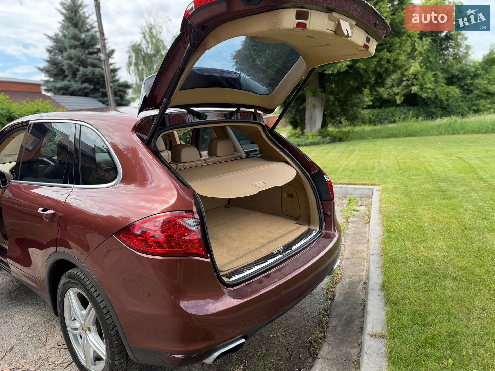 2011 Porsche Cayenne - мініатюра 15