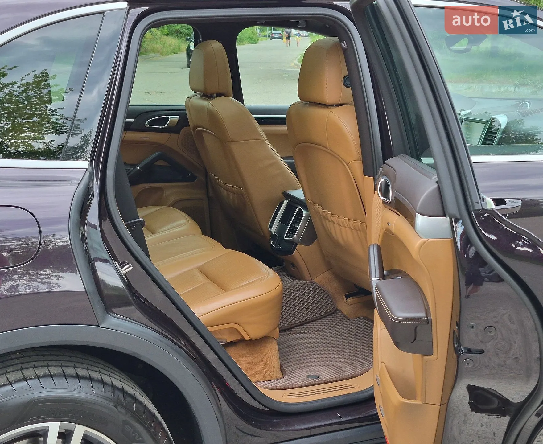 2012 Porsche Cayenne - мініатюра 23