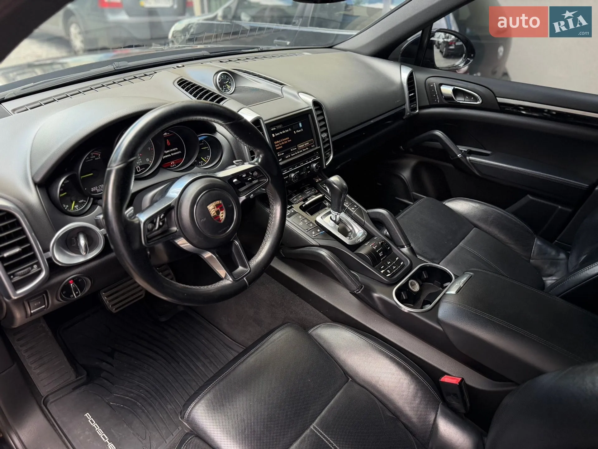 2015 Porsche Cayenne - мініатюра 28
