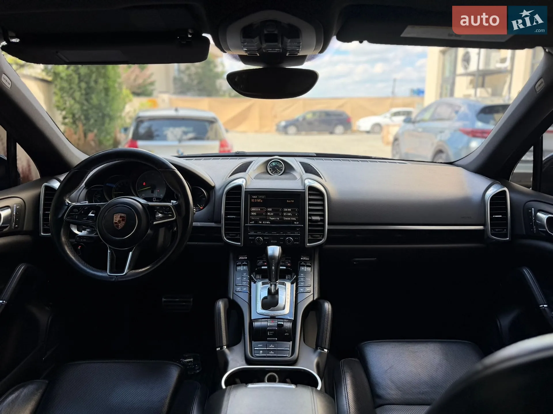 2015 Porsche Cayenne - мініатюра 30