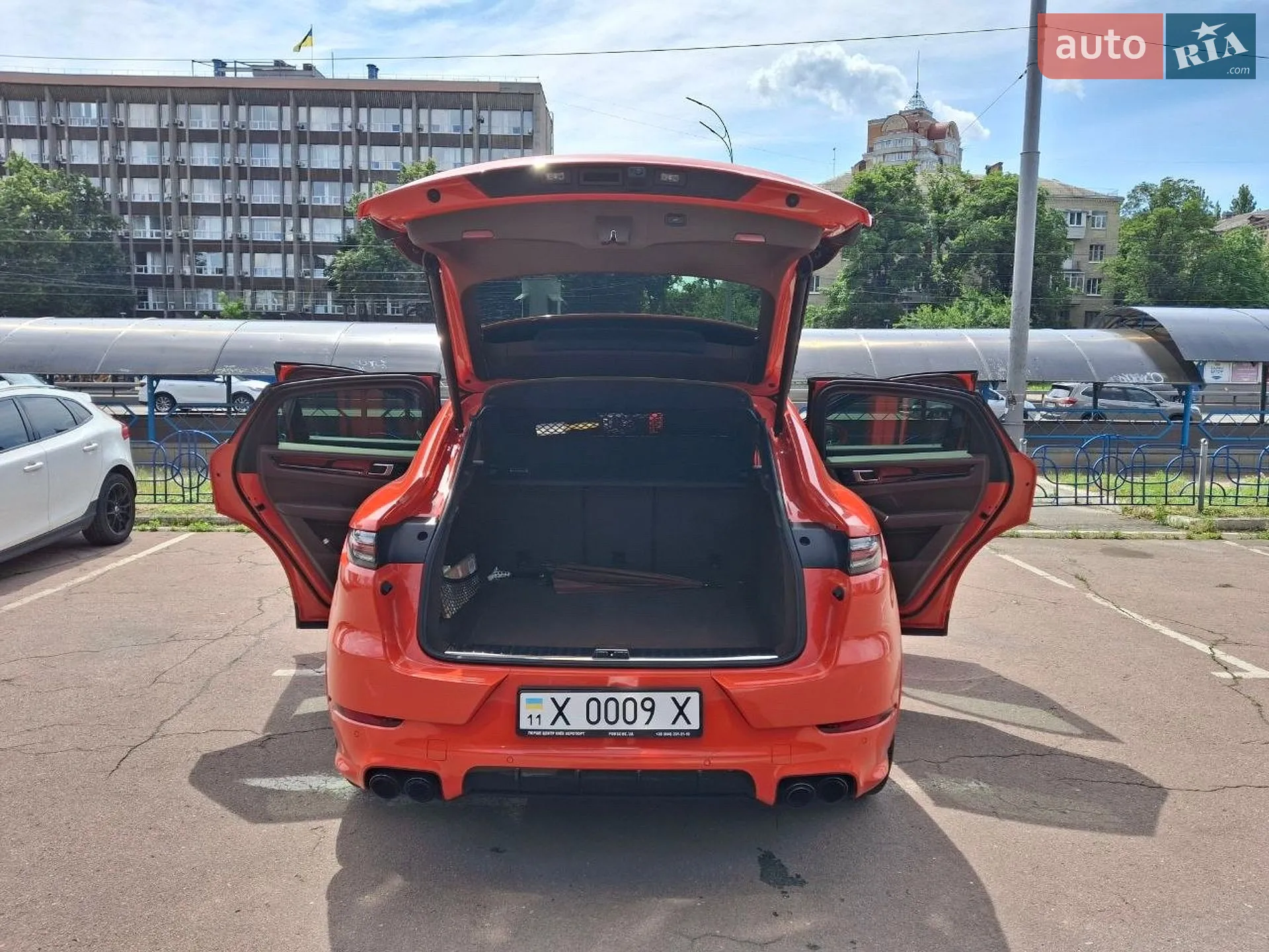 2020 Porsche Cayenne - мініатюра 11