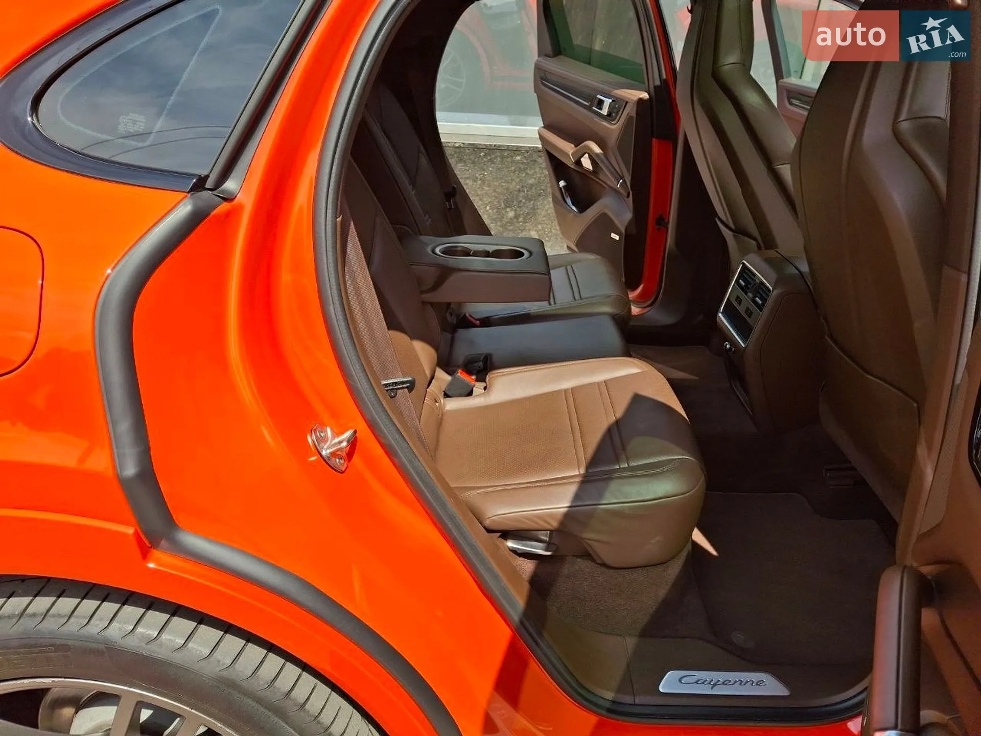2020 Porsche Cayenne - мініатюра 23