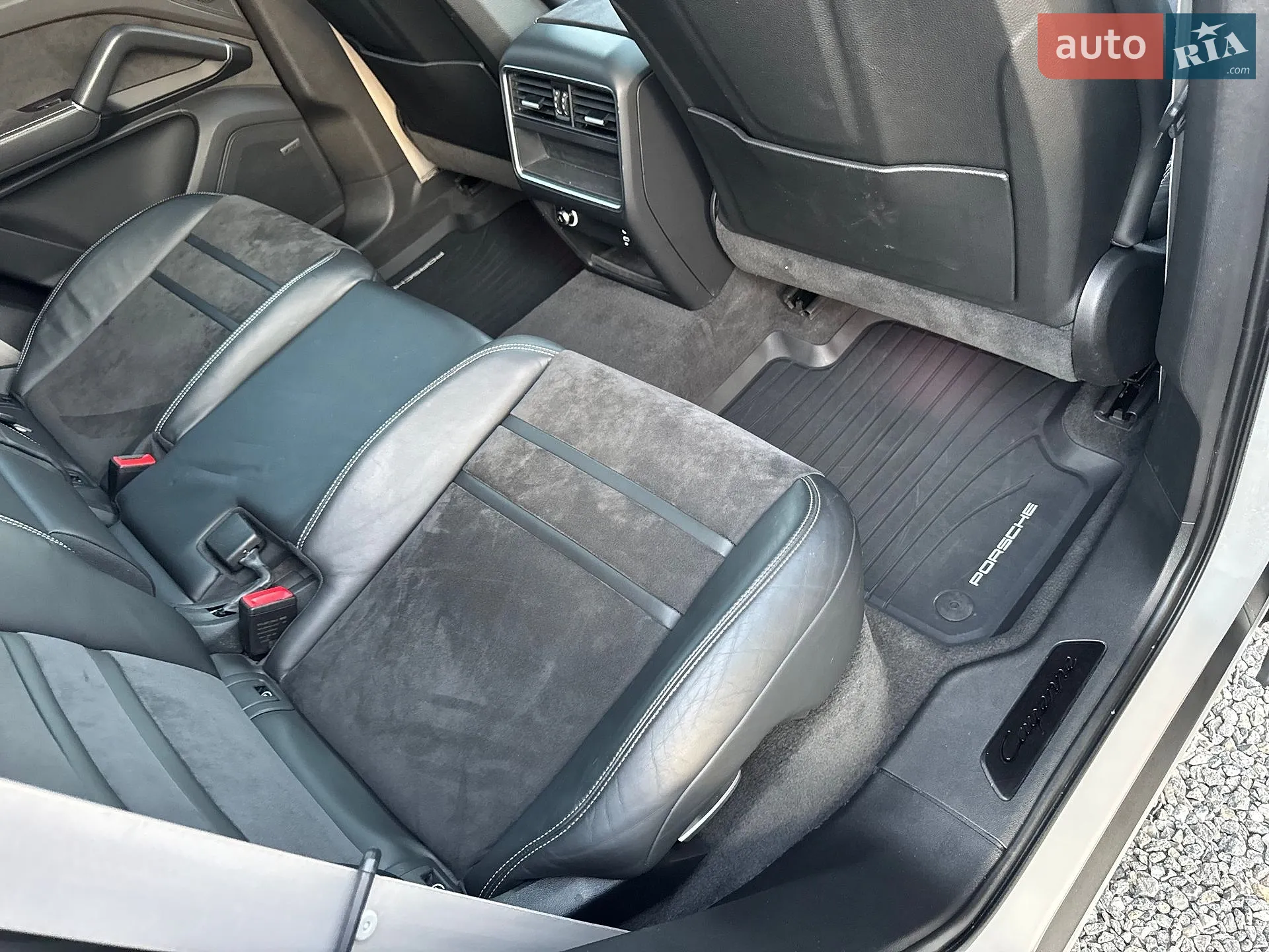 2021 Porsche Cayenne - мініатюра 21
