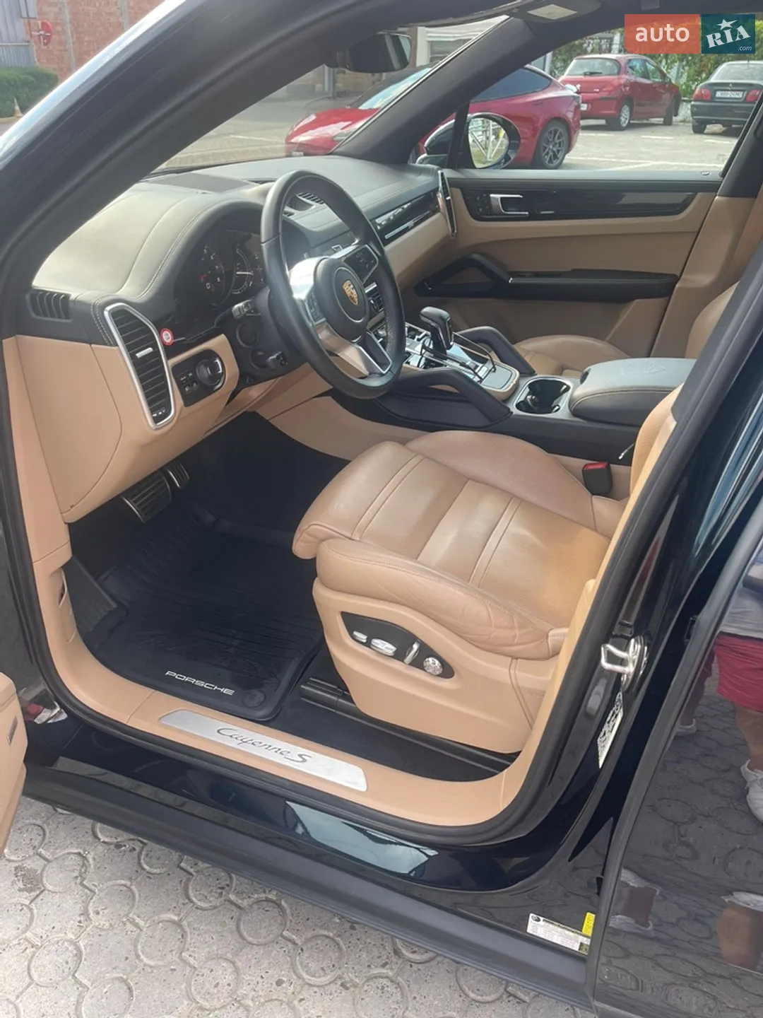 2019 Porsche Cayenne - мініатюра 7