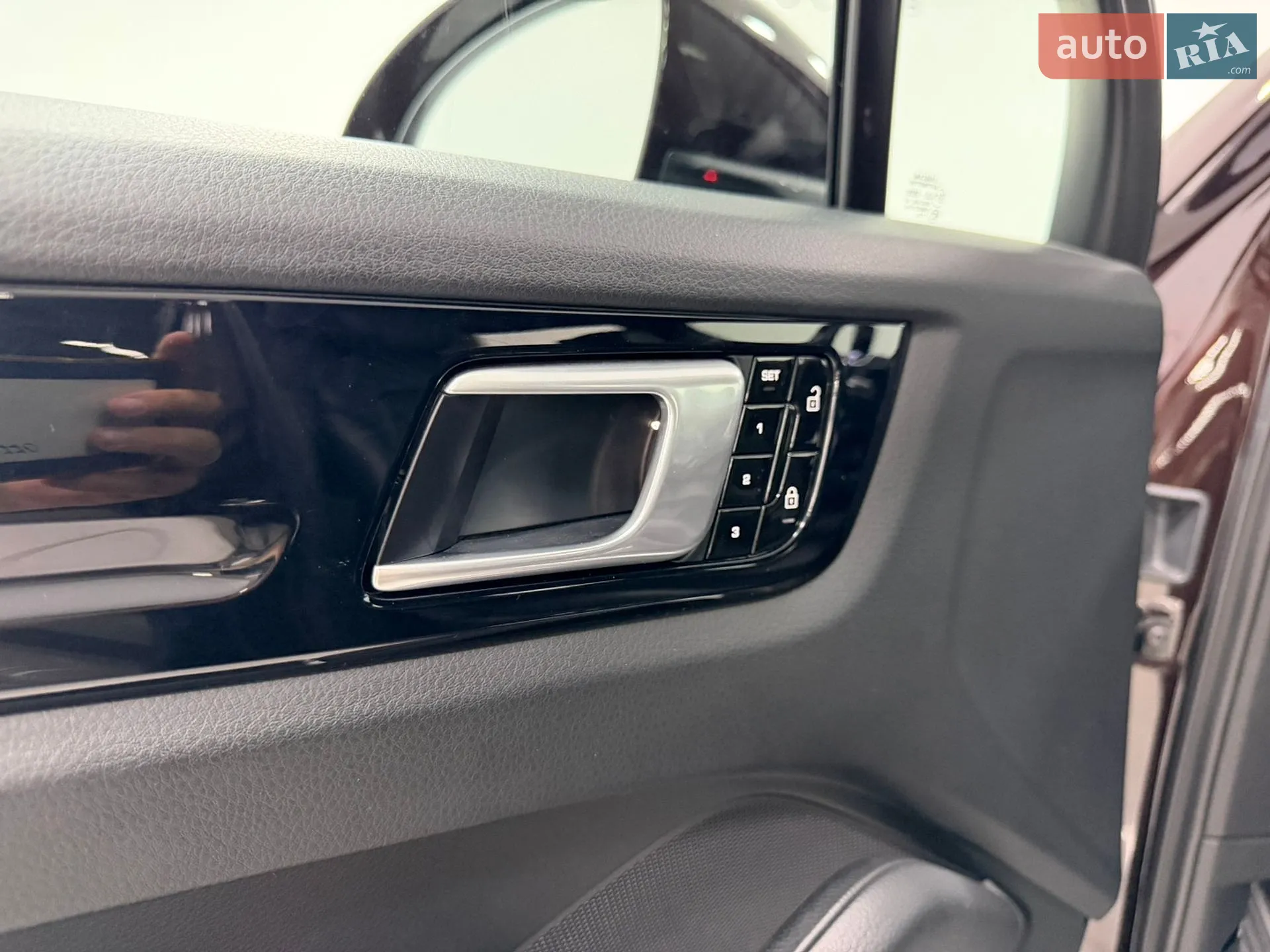 2019 Porsche Cayenne - мініатюра 21