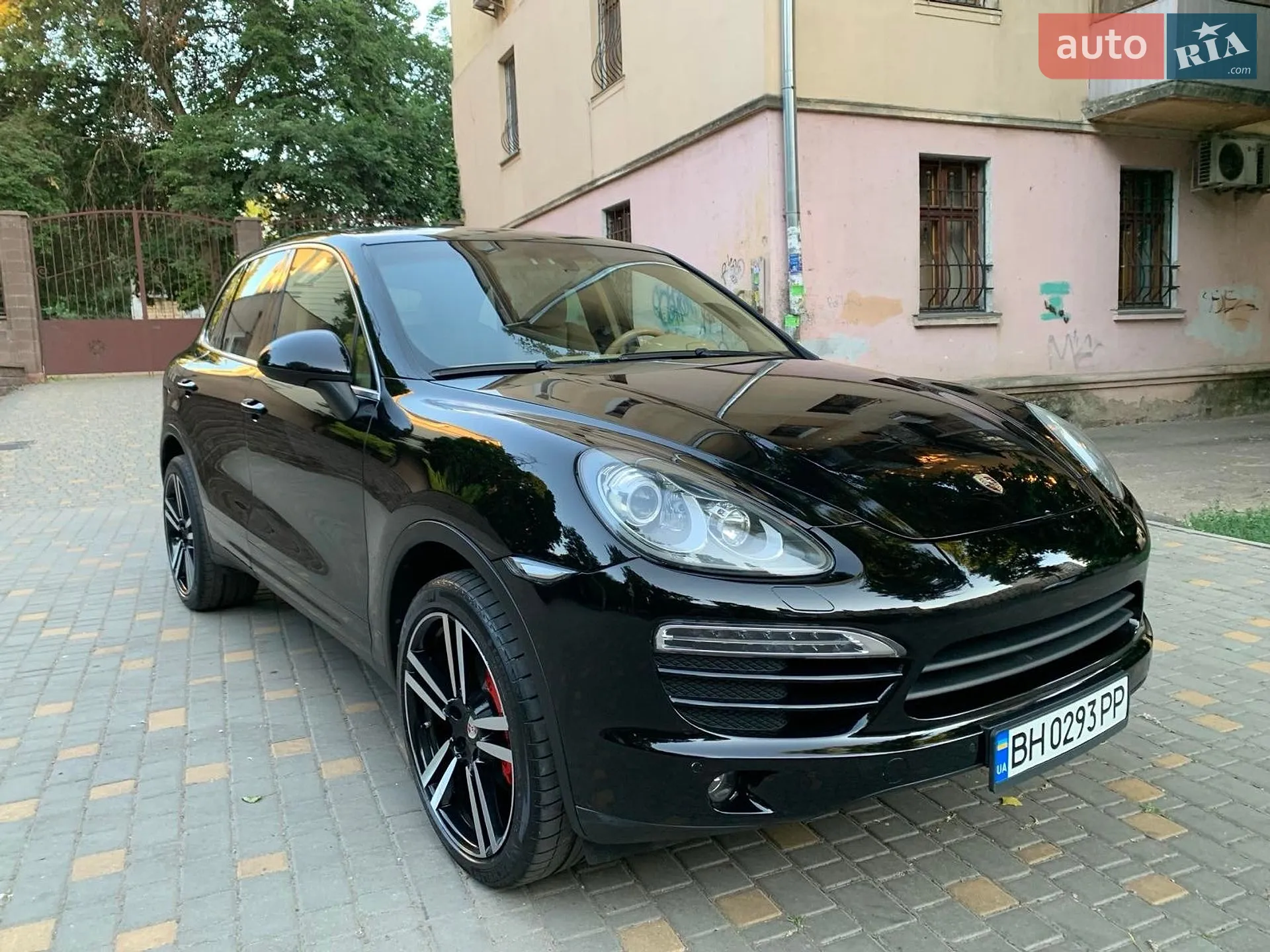 2011 Porsche Cayenne - мініатюра 12