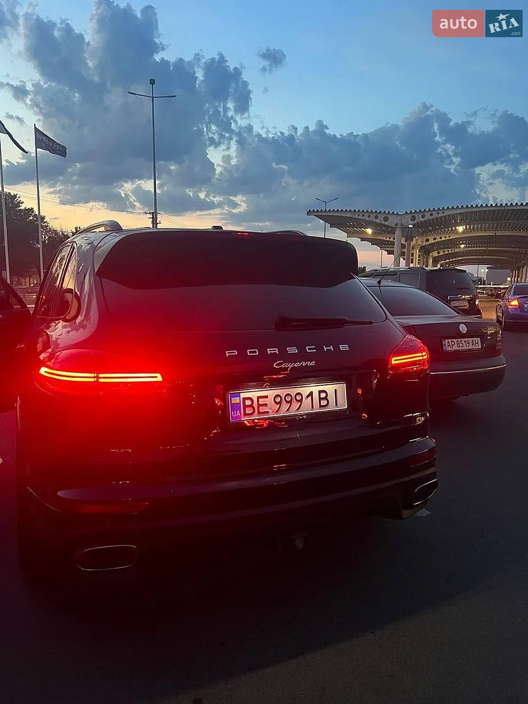 2016 Porsche Cayenne - мініатюра 5