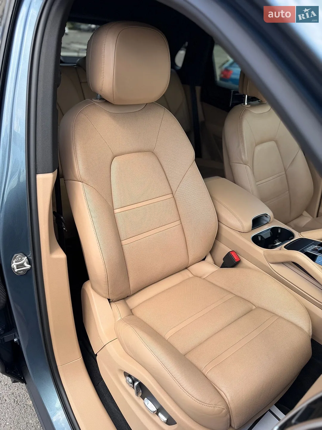 2018 Porsche Cayenne - мініатюра 27