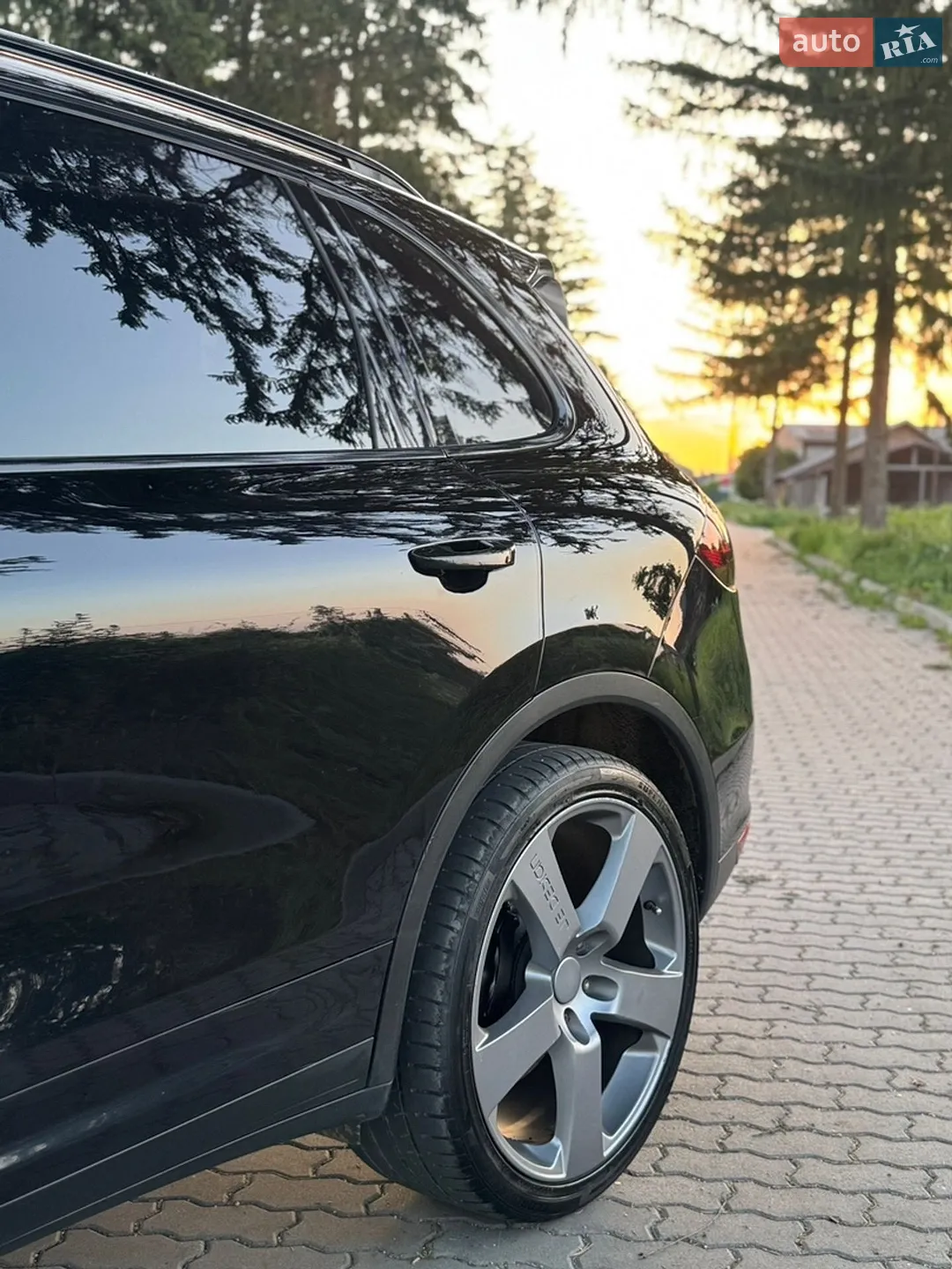 2011 Porsche Cayenne - мініатюра 13