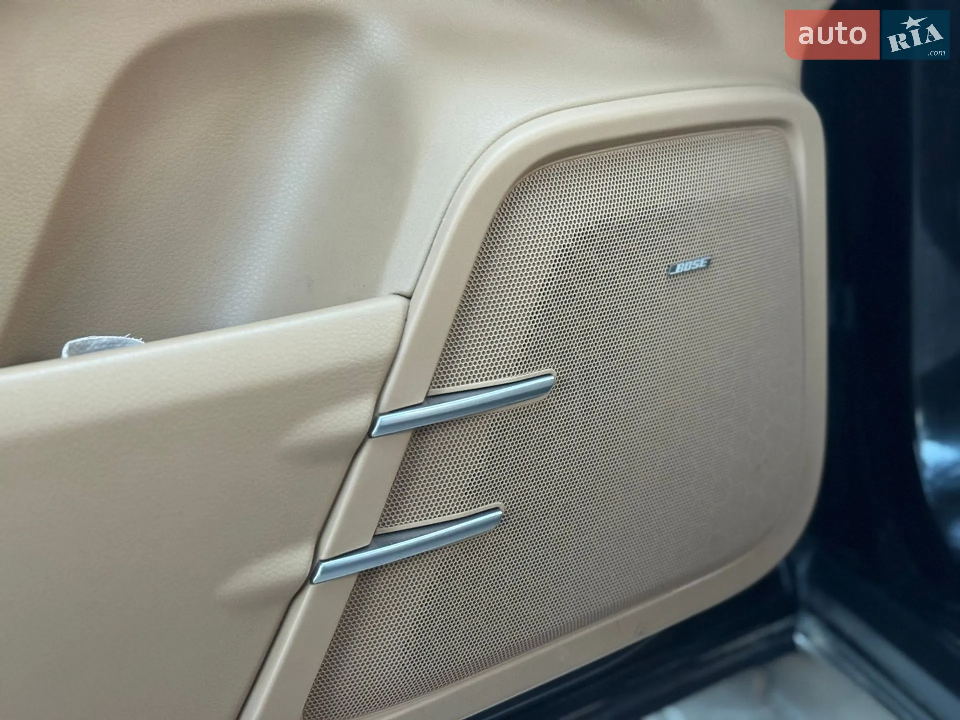 2011 Porsche Cayenne - мініатюра 29