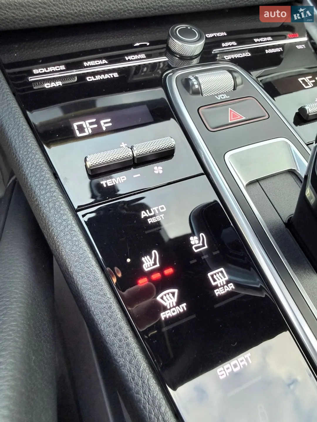 2020 Porsche Cayenne - мініатюра 36