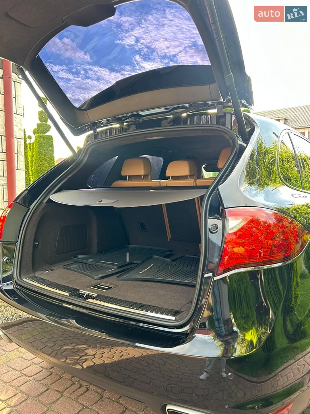 2011 Porsche Cayenne - мініатюра 23