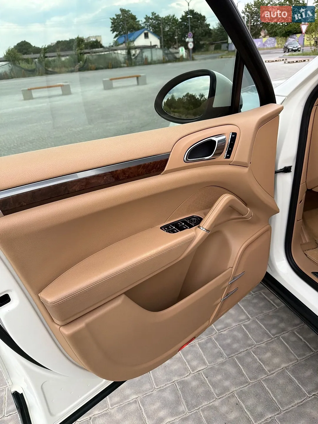 2011 Porsche Cayenne - мініатюра 10
