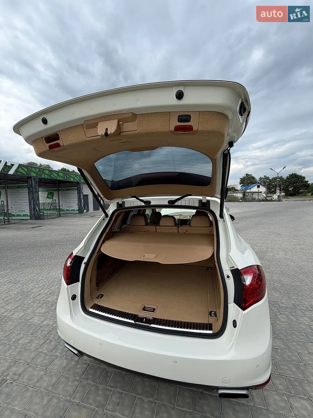 2011 Porsche Cayenne - мініатюра 19