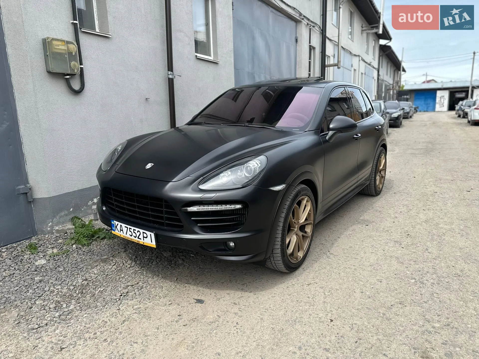 2010 Porsche Cayenne - мініатюра 3