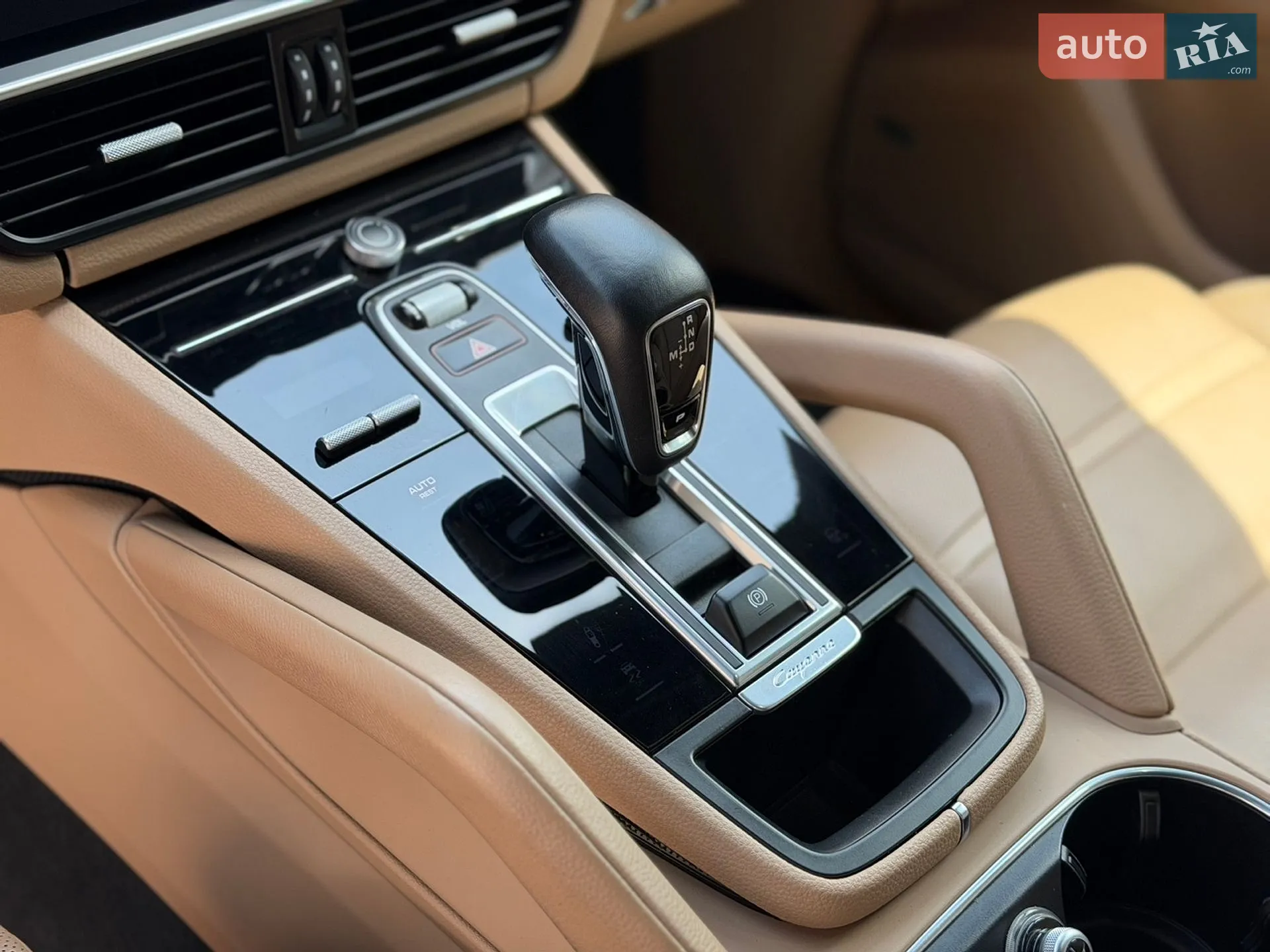 2019 Porsche Cayenne - мініатюра 31
