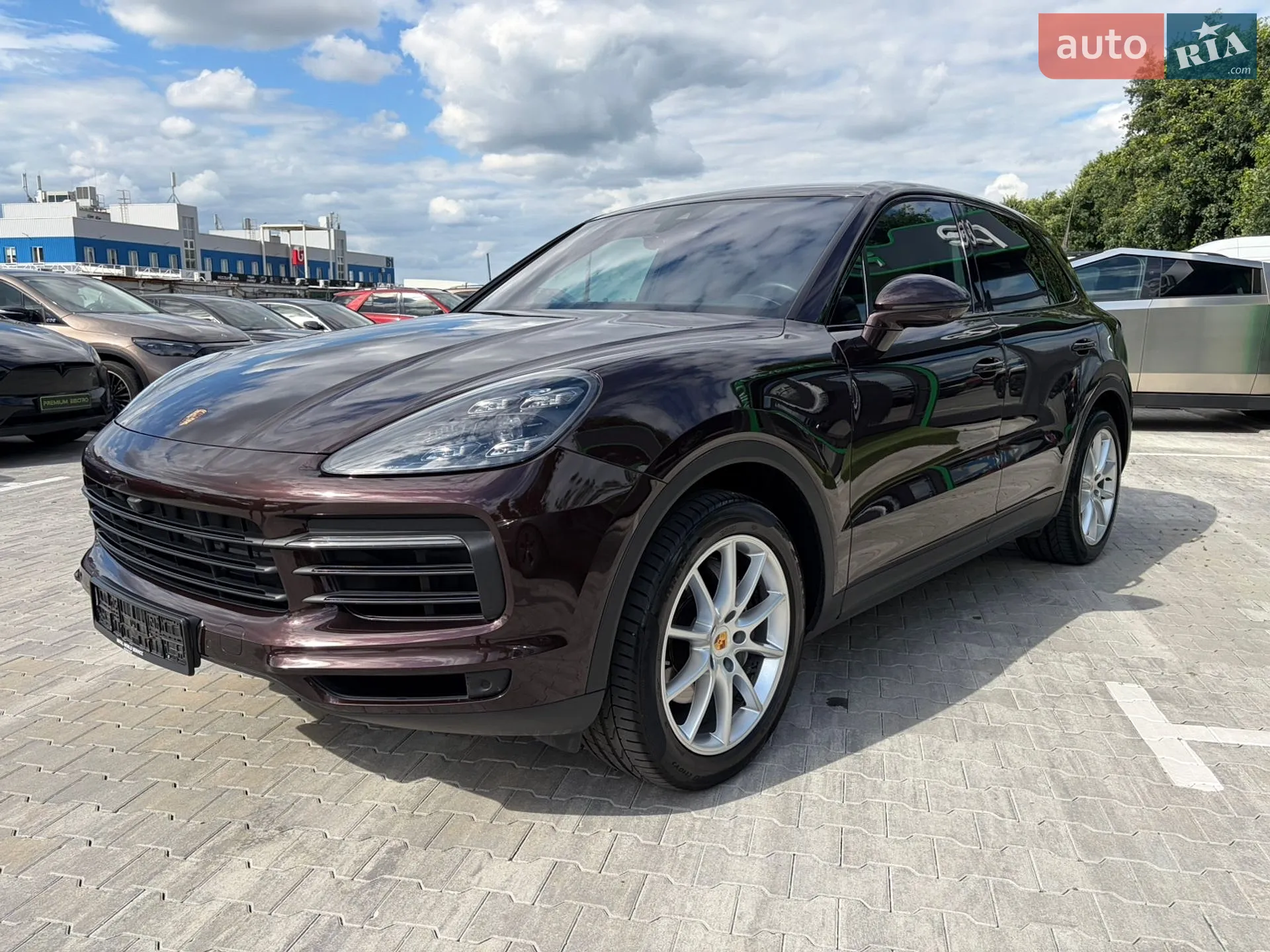 2019 Porsche Cayenne - мініатюра 2