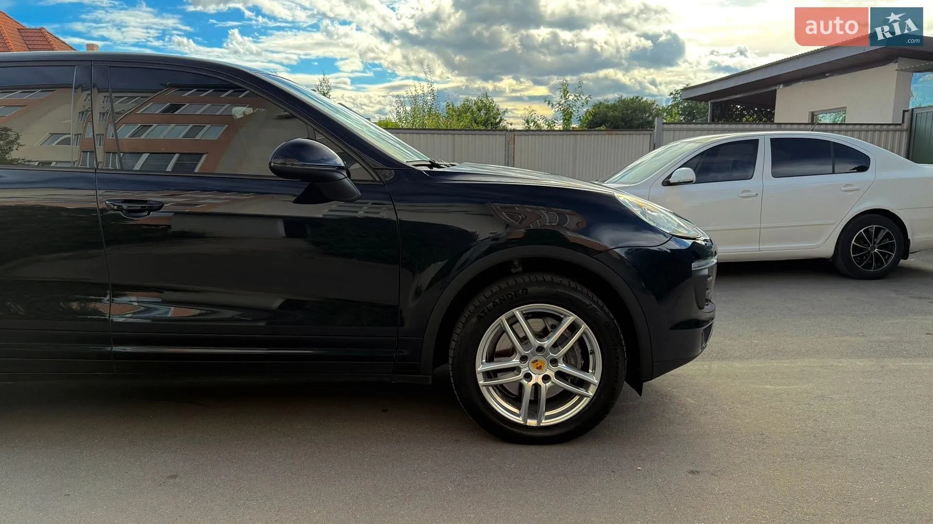 2015 Porsche Cayenne - мініатюра 32