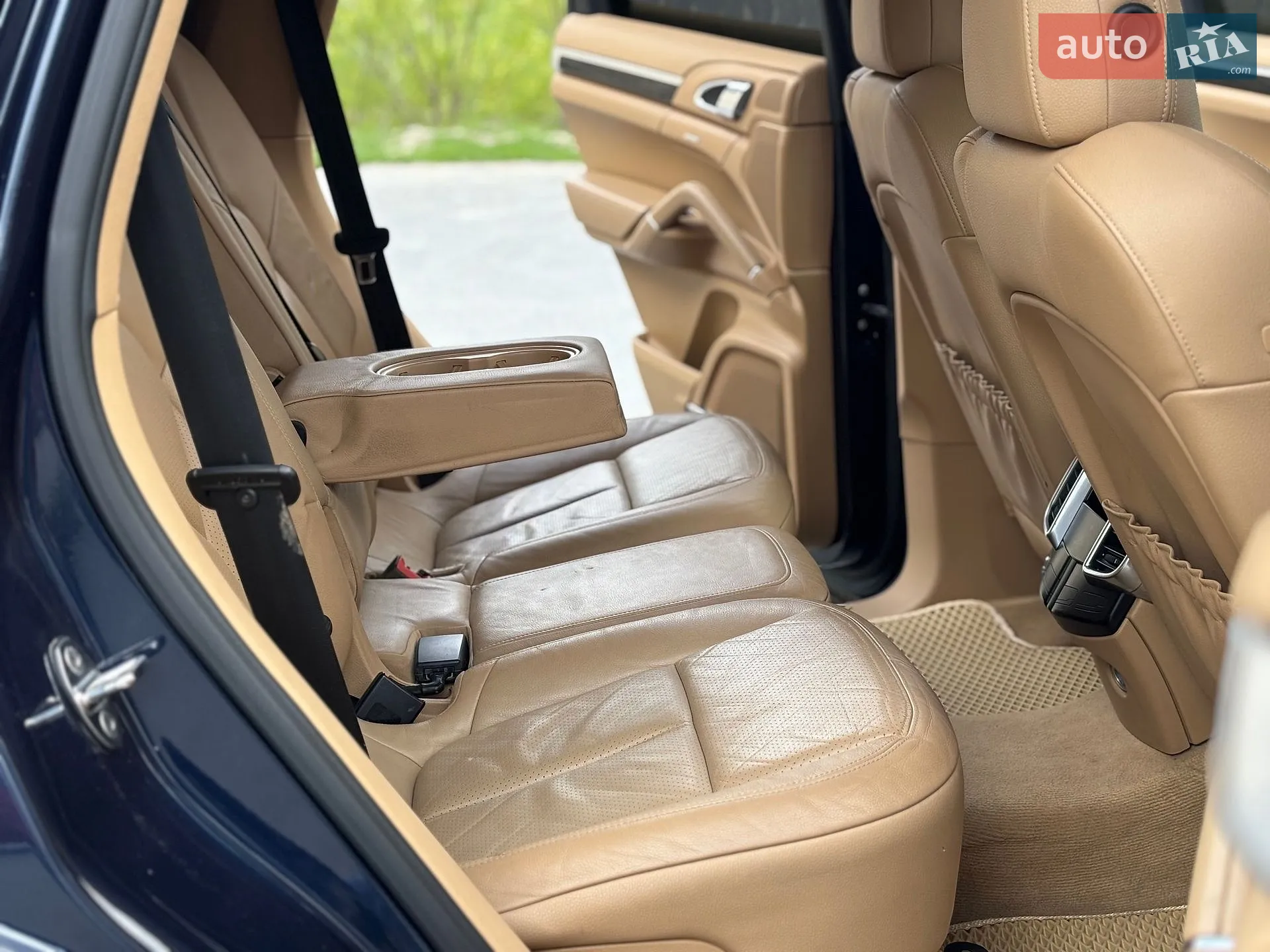 2011 Porsche Cayenne - мініатюра 14