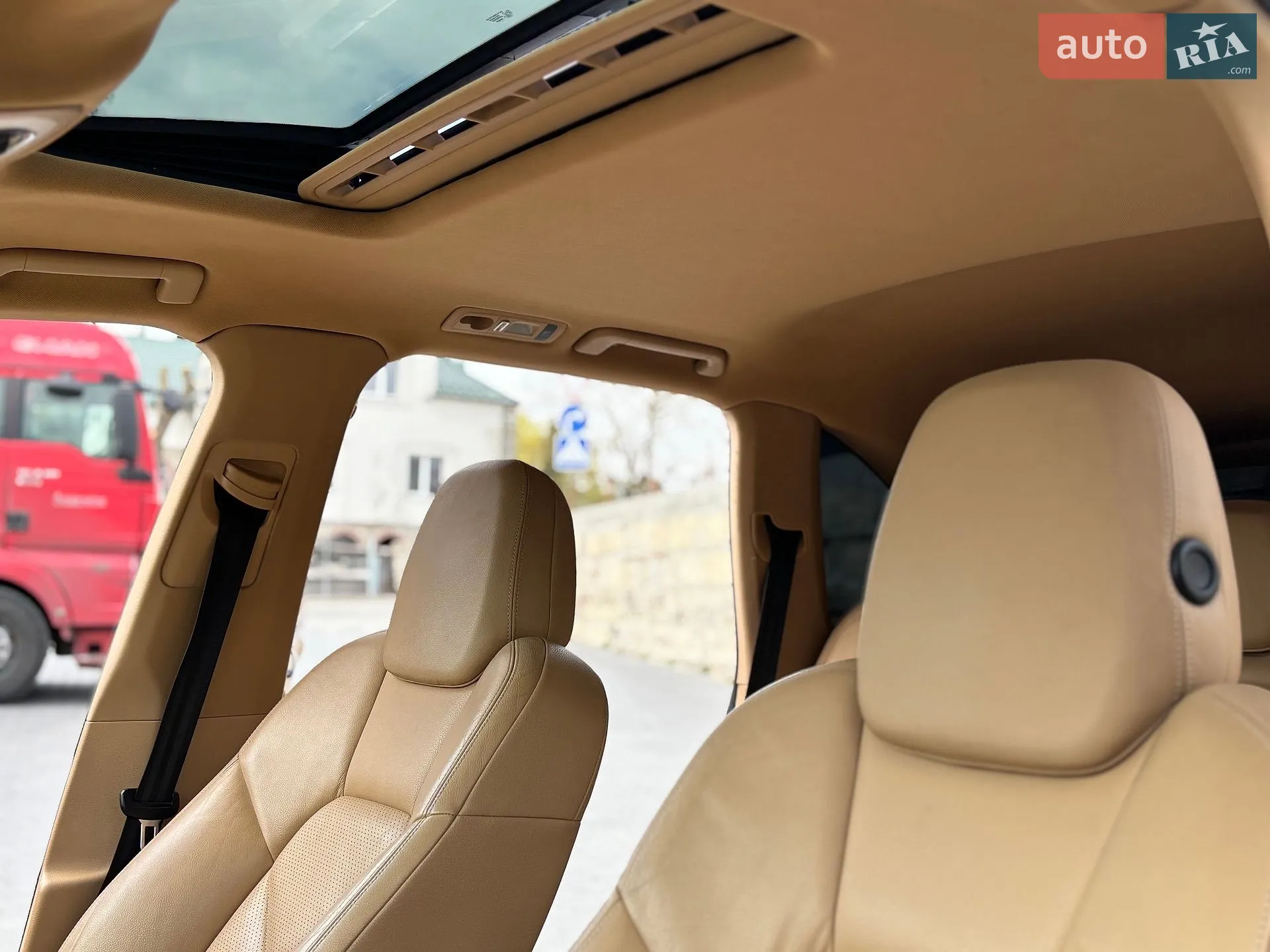 2011 Porsche Cayenne - мініатюра 21