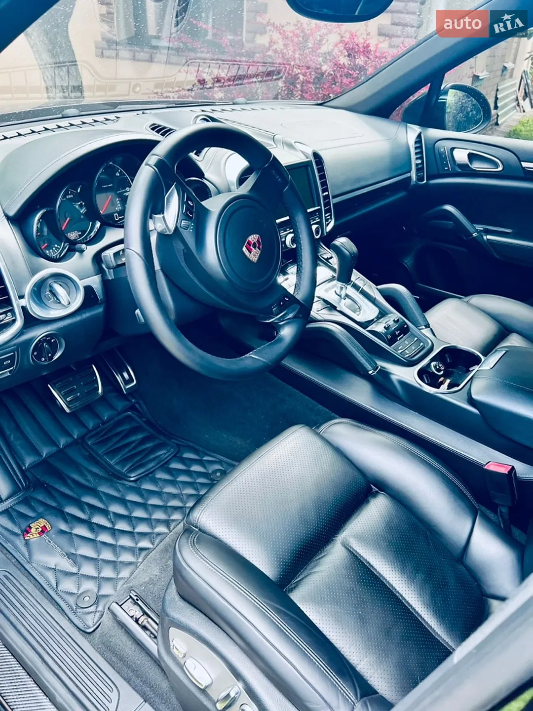 2011 Porsche Cayenne - мініатюра 18