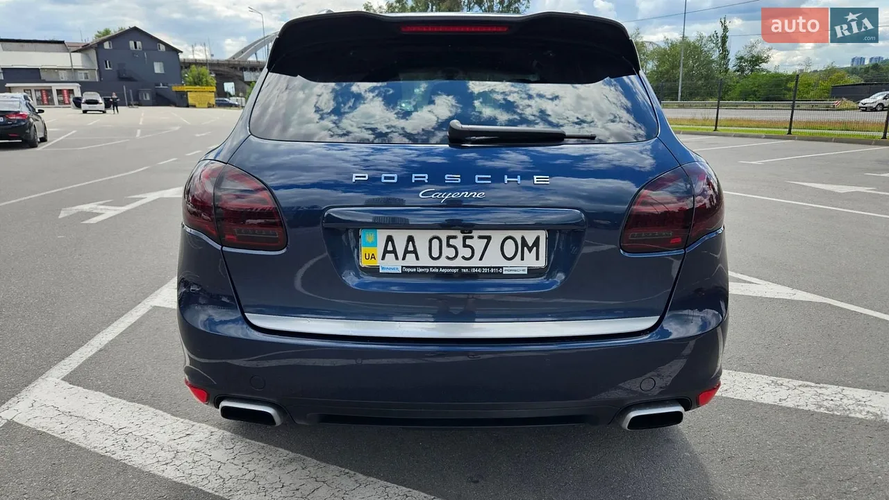 2012 Porsche Cayenne - мініатюра 11