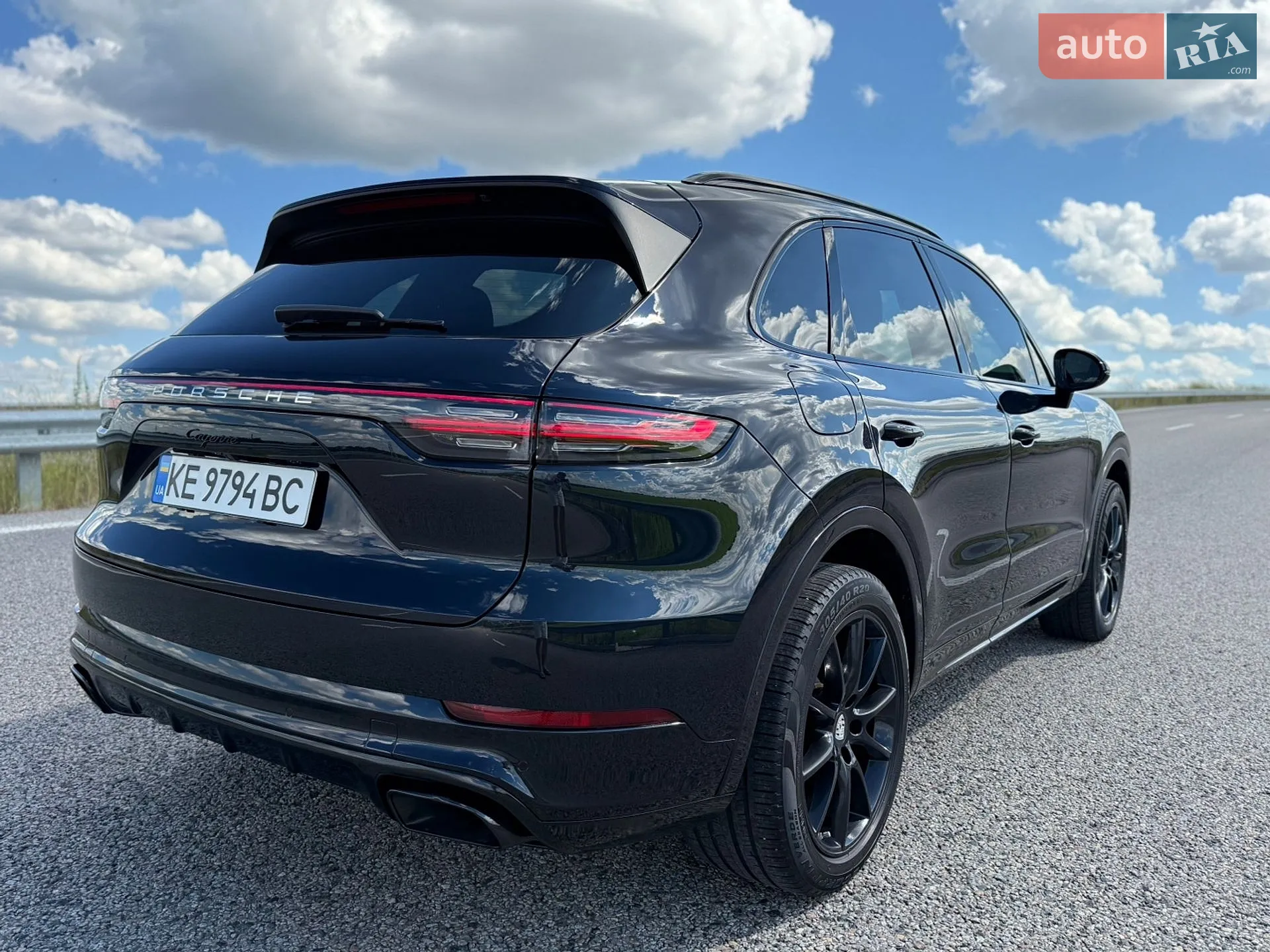 2019 Porsche Cayenne - мініатюра 17