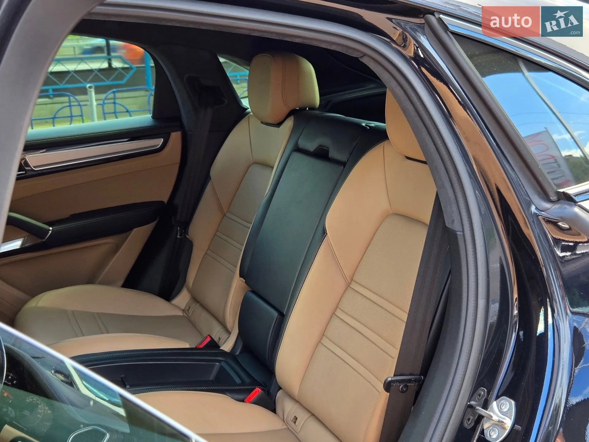 2021 Porsche Cayenne - мініатюра 21