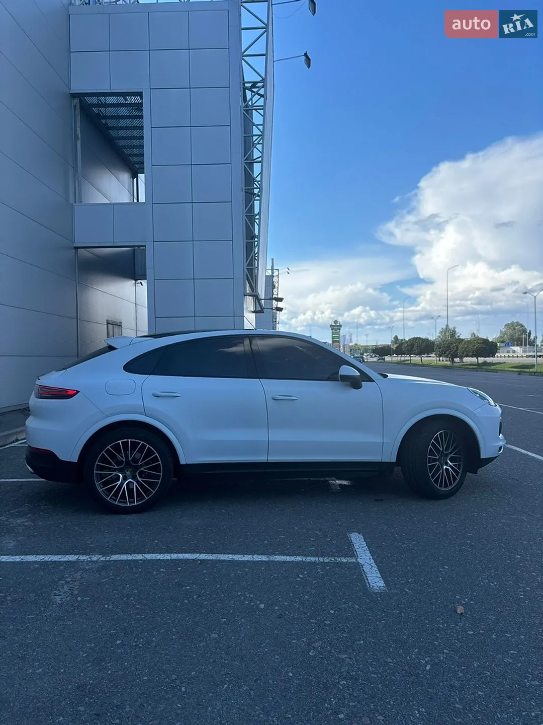 2019 Porsche Cayenne - мініатюра 13