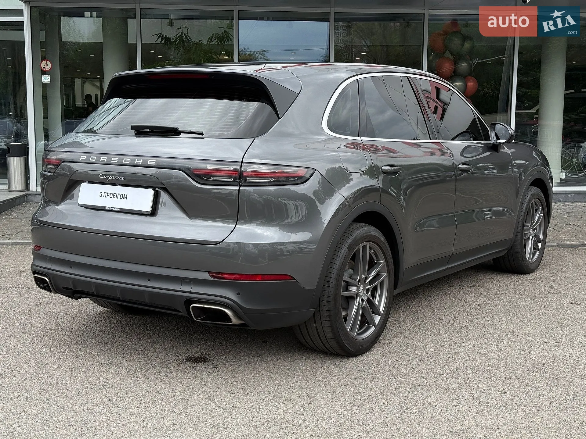 2019 Porsche Cayenne - мініатюра 9