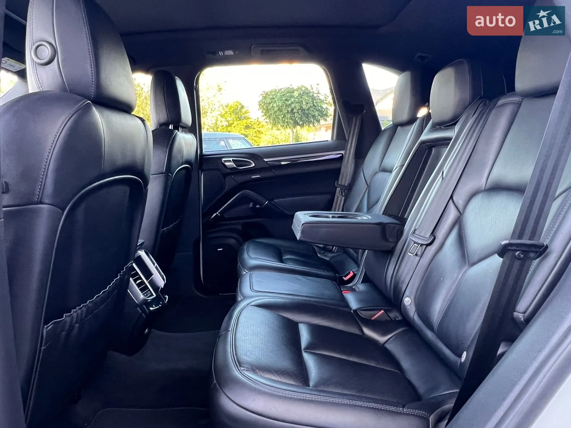 2016 Porsche Cayenne - мініатюра 38