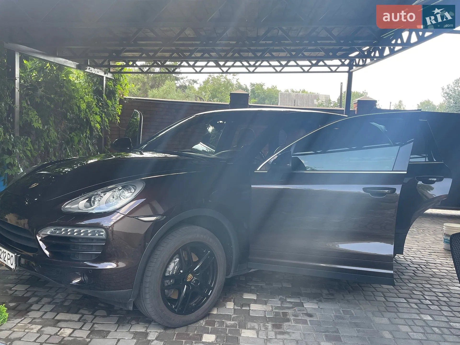 2013 Porsche Cayenne - мініатюра 2