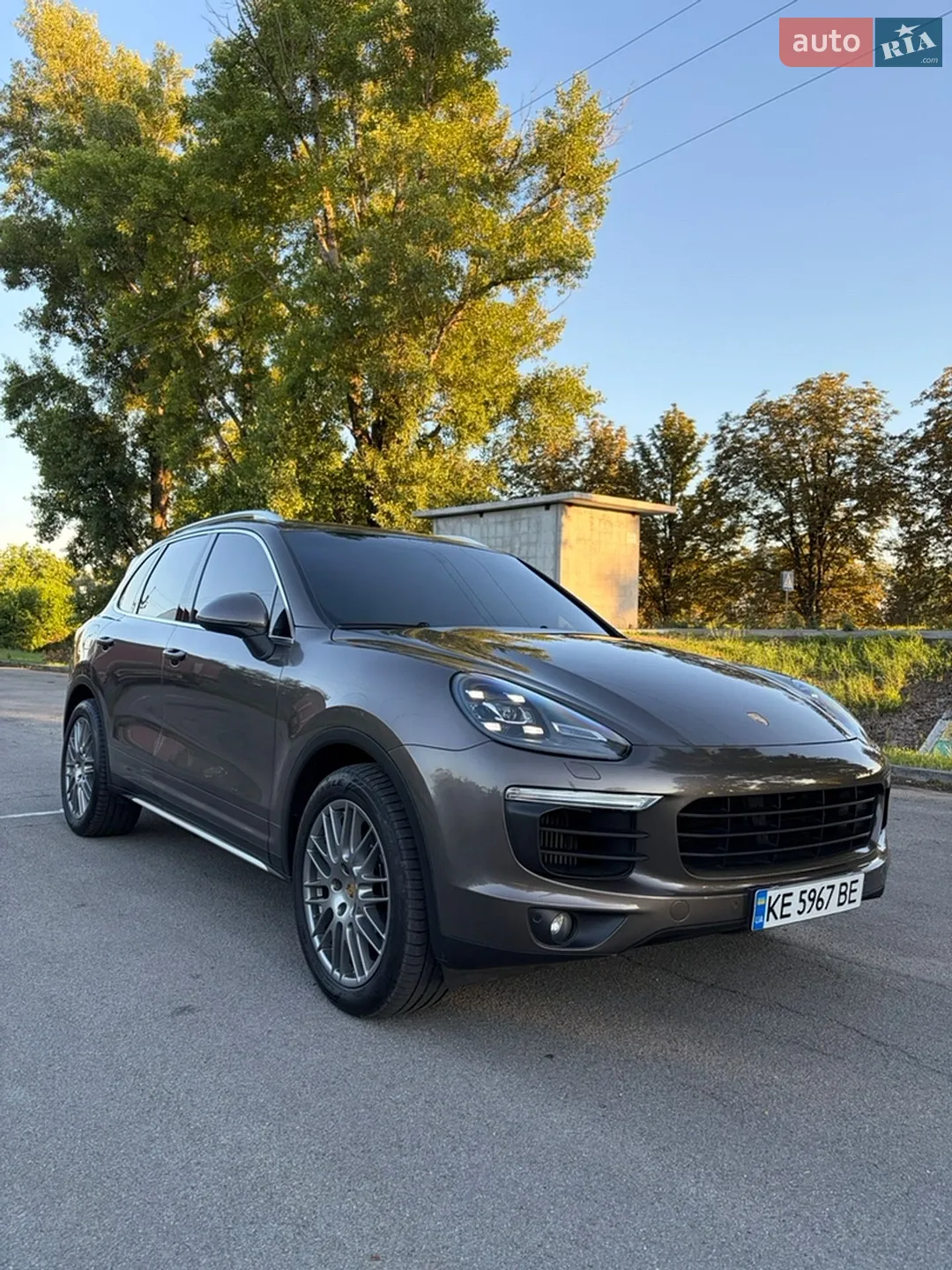 2016 Porsche Cayenne - мініатюра 2