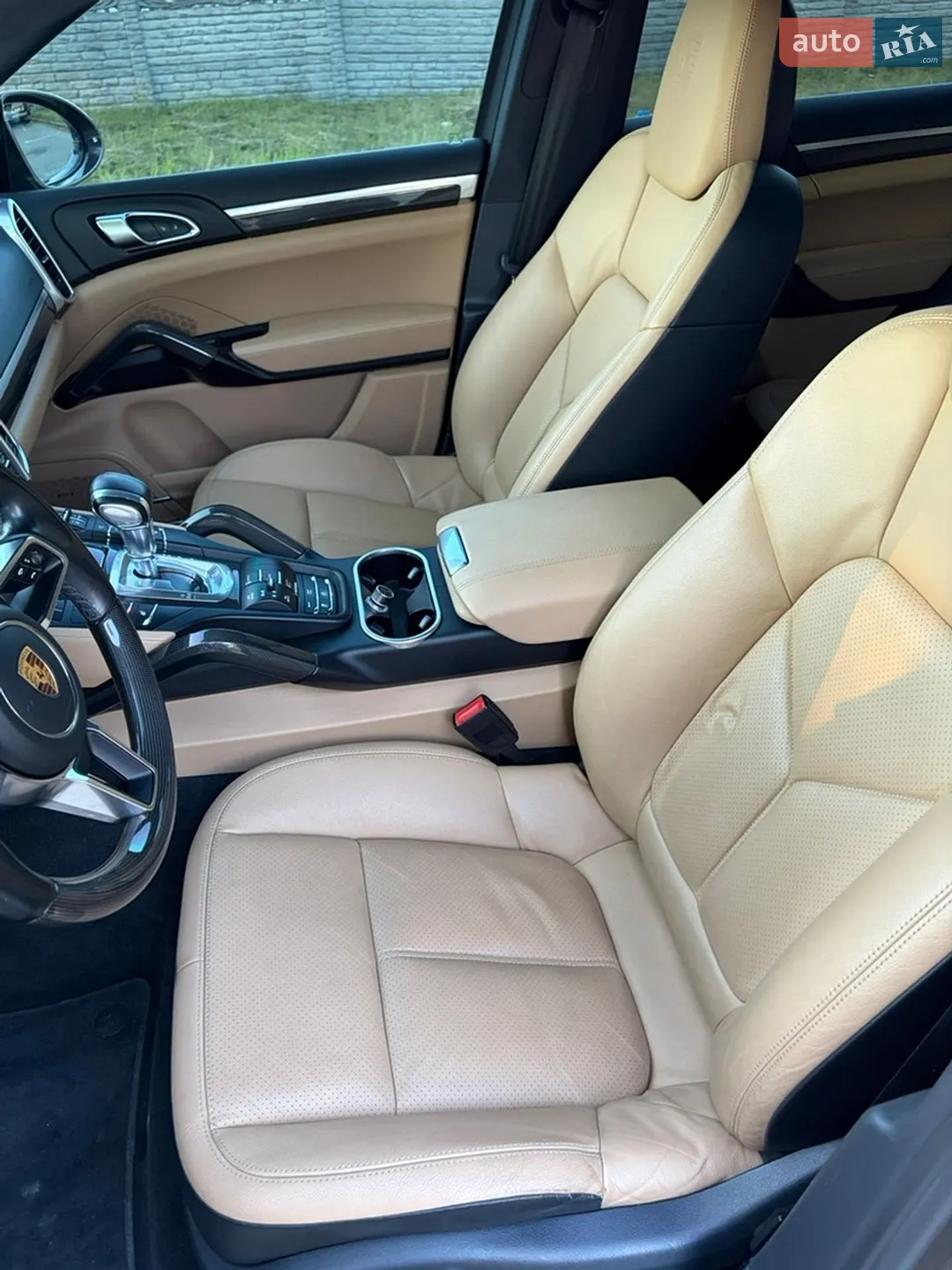 2016 Porsche Cayenne - мініатюра 36