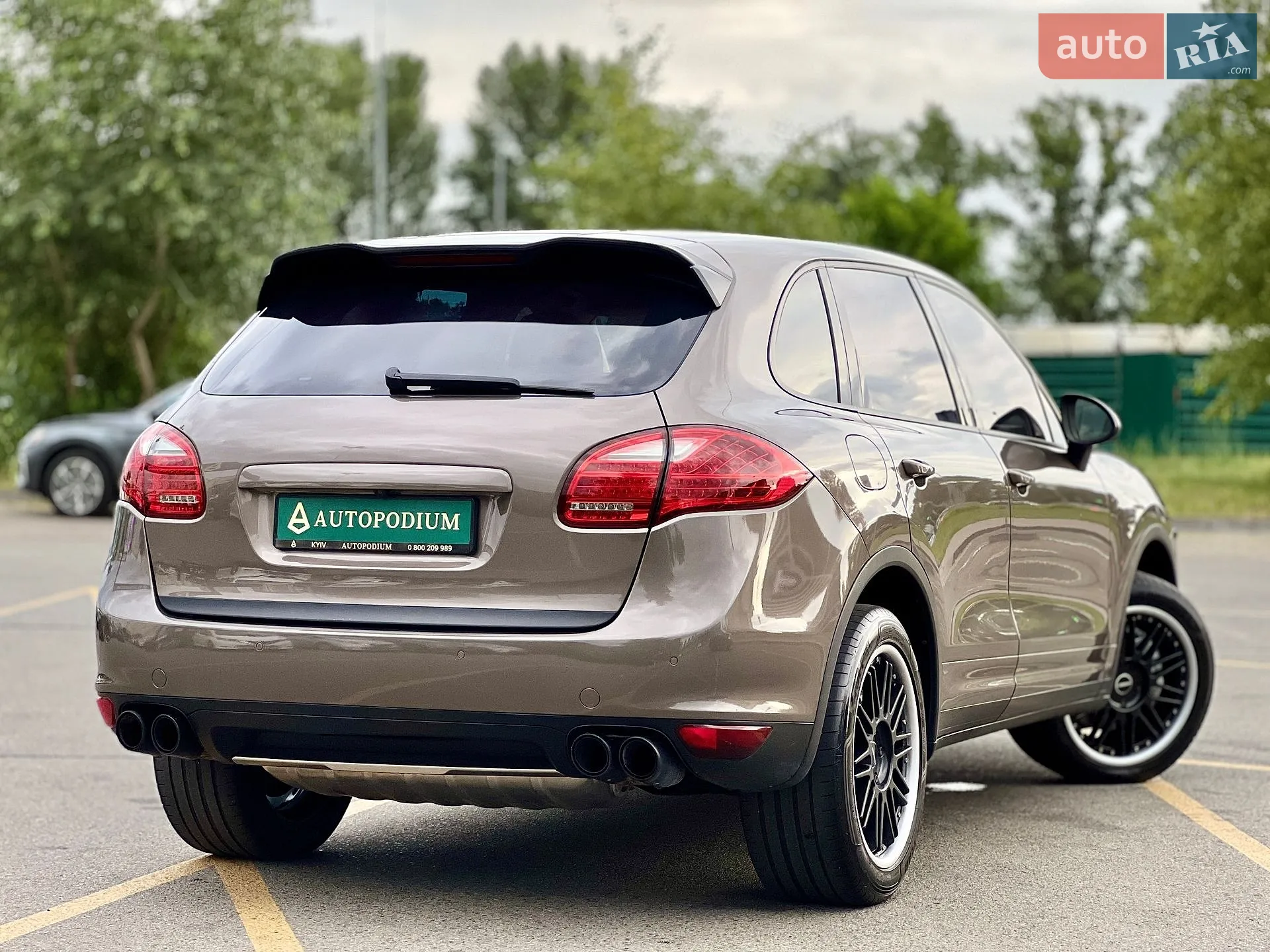 2011 Porsche Cayenne - мініатюра 3