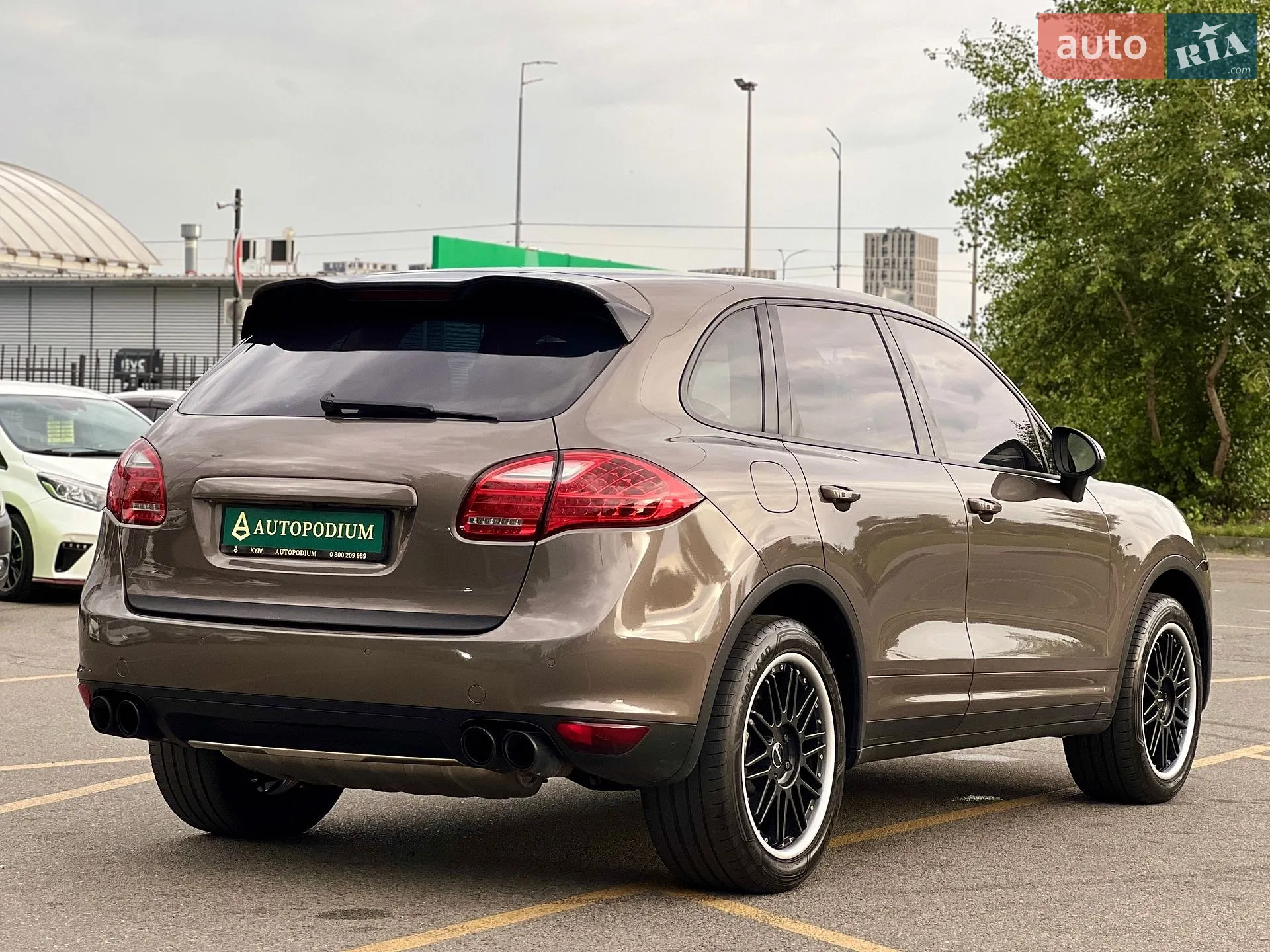 2011 Porsche Cayenne - мініатюра 10