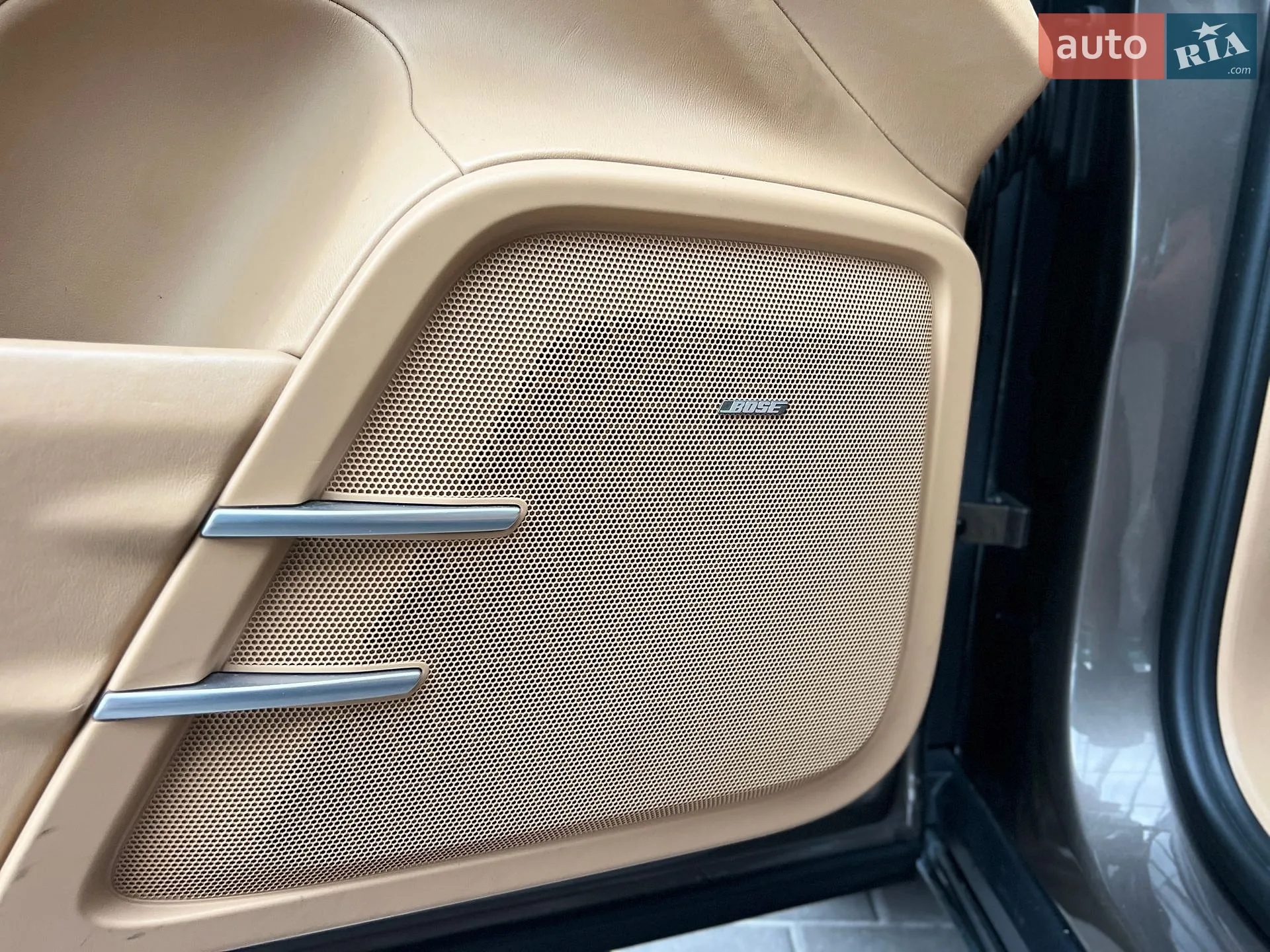 2011 Porsche Cayenne - мініатюра 17