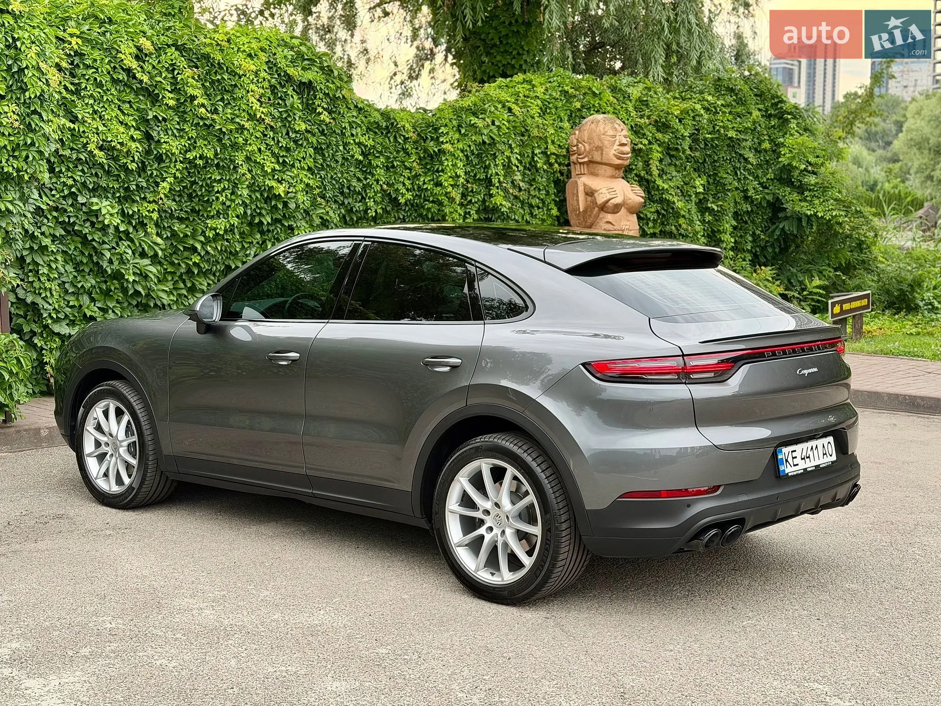 2021 Porsche Cayenne Coupe - мініатюра 11