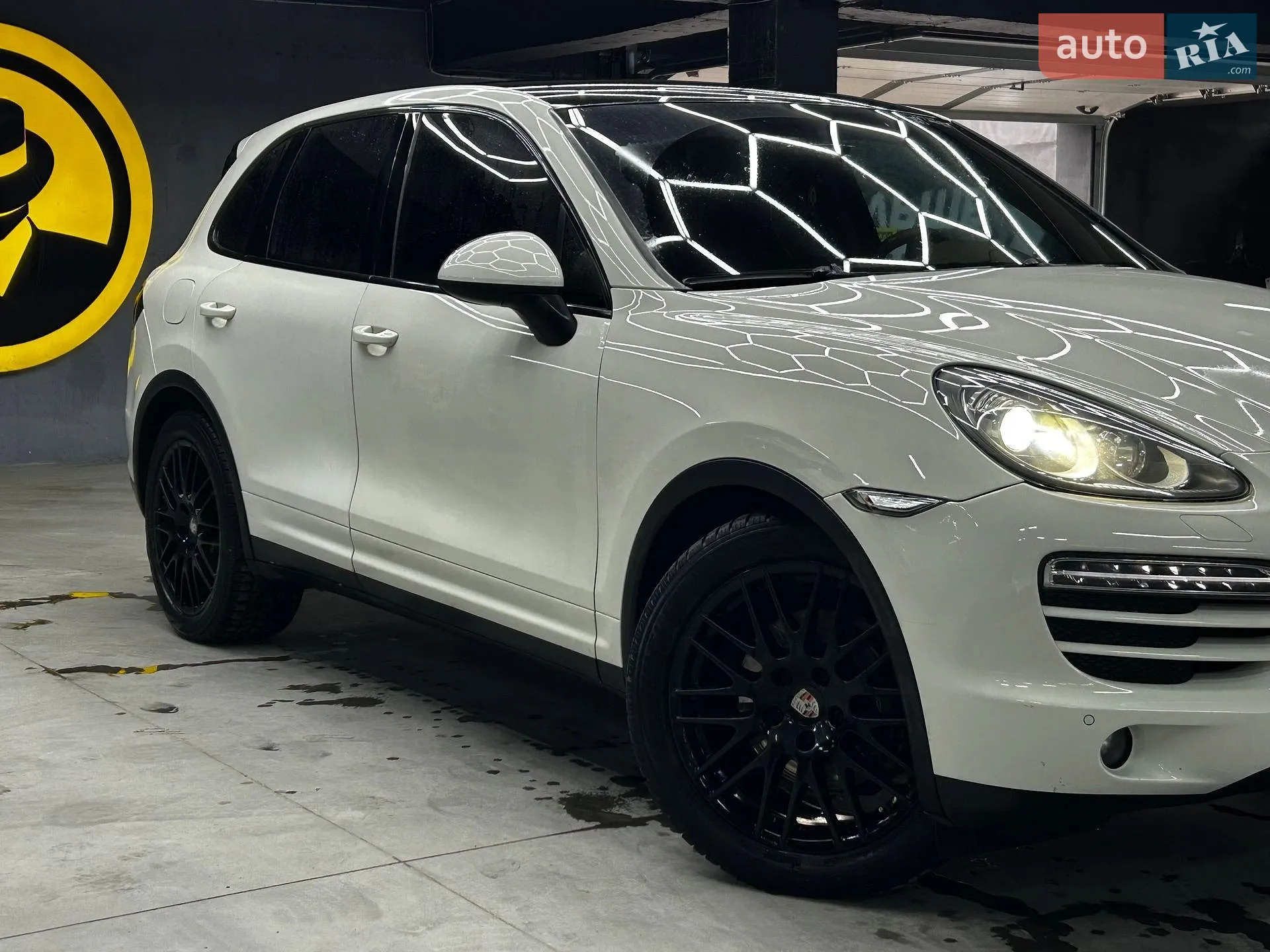 2010 Porsche Cayenne - мініатюра 2
