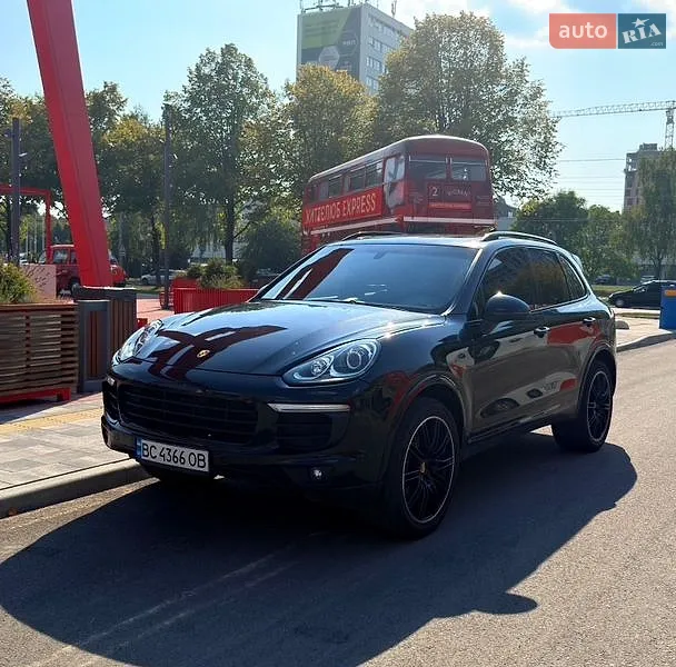 Porsche Cayenne 2016