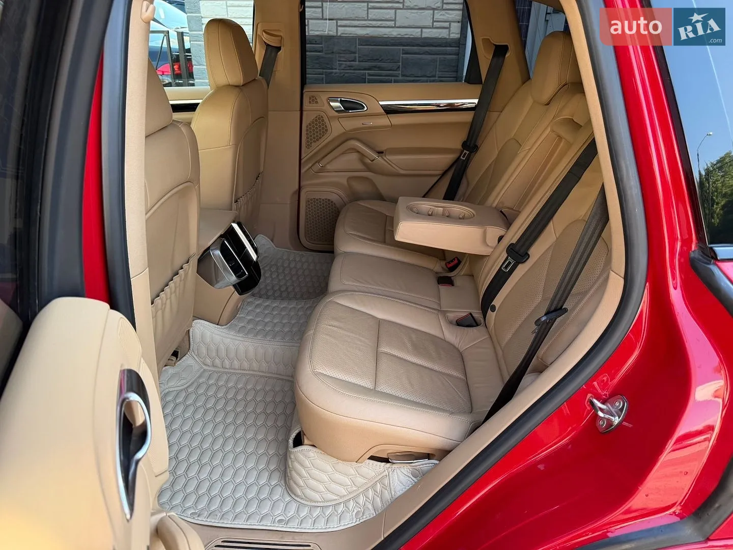 2013 Porsche Cayenne - мініатюра 25