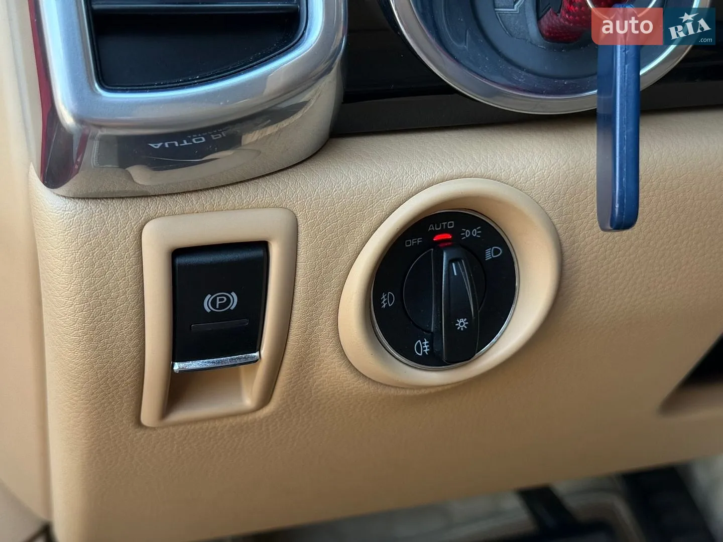 2013 Porsche Cayenne - мініатюра 32