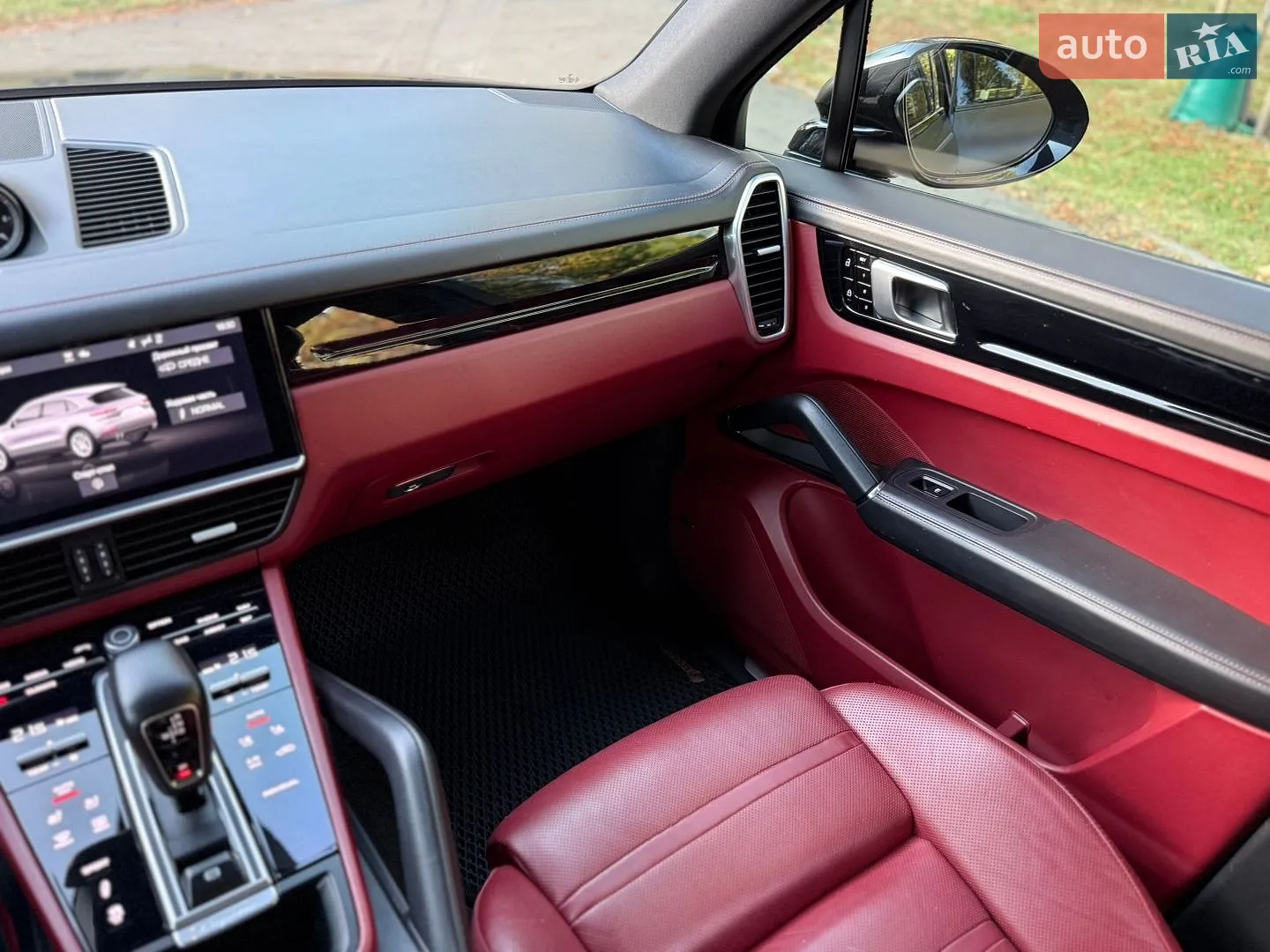 2019 Porsche Cayenne - мініатюра 33