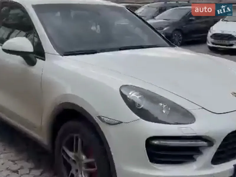 Porsche Cayenne